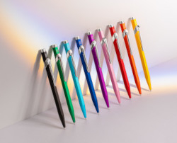849 COLORMAT X lifestyle 250x250 250x202 - <span class="color-black">Caran d’Ache (F, A3)</span><br>Zeitloses „made in Switzerland“