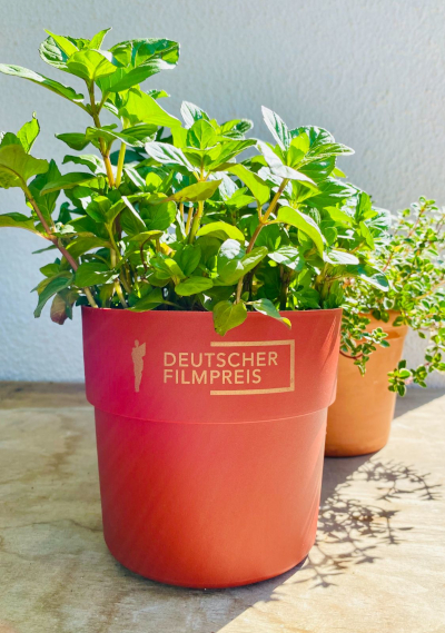 polyperformer aussteller produktbild - <span class="color-black">Polyperformer (H, N1)</span><br>Recycling mit Bedeutung