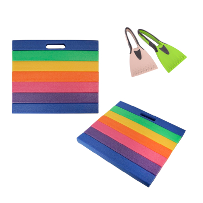 promowolsch aussteller vorschaubild - <span class="color-black">Pins & mehr (H, B13)</span><br>Ausdrucksstarke Markenbotschafter